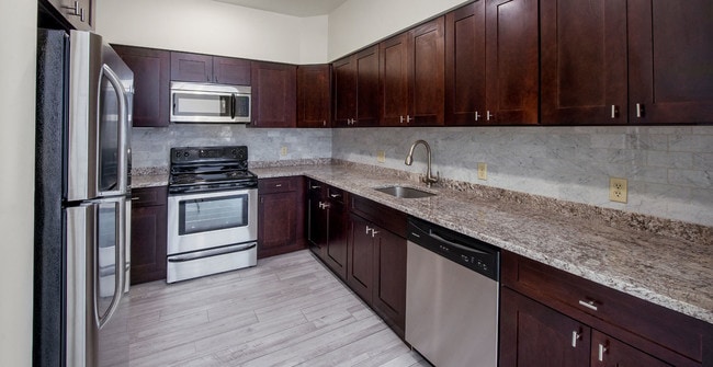 Photo - Skyline Tower