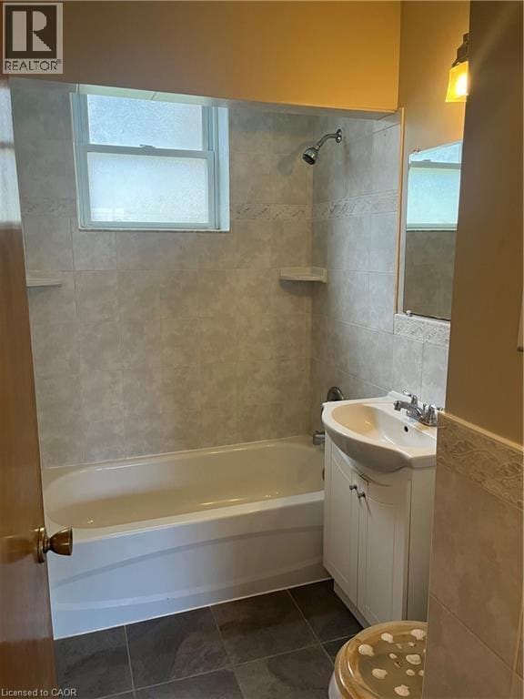 Photo - 775 Frederick St Unit 1