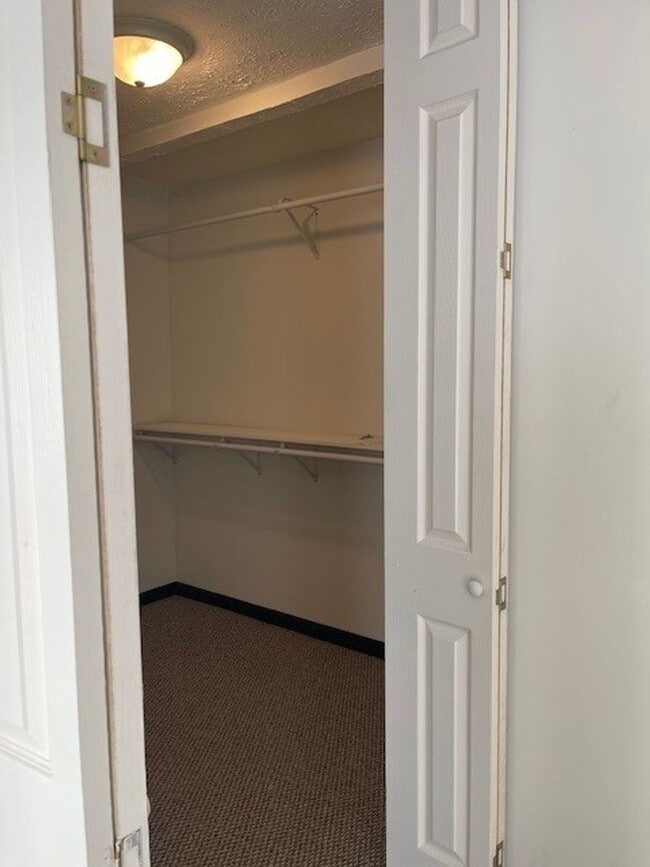 Photo - 6800 Willowbrook Dr