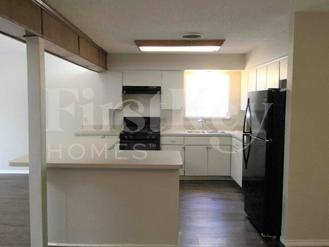 Photo - 14807 Marsha Dr