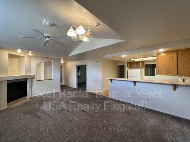 Photo - 6087 E Mountain Oaks Dr