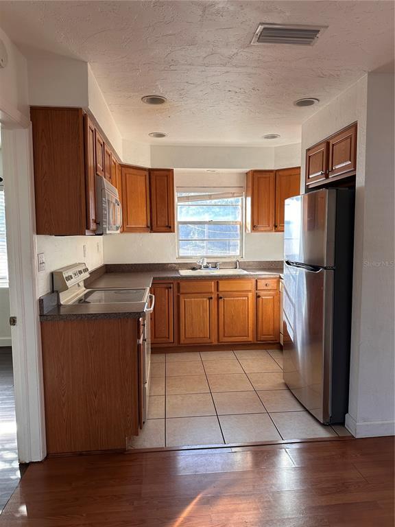 Photo - 4607 7th Ave W