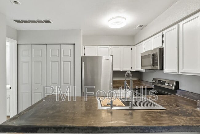 Photo - 832 S Vance St Unit Apt #F