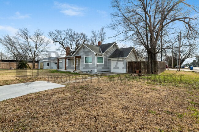 Photo - 119 Harrison St