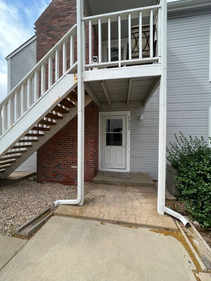 Photo - 1717 S Cypress St Apartment Unit 1212