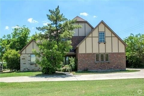Building Photo - 3547 S Hills Ave Rental