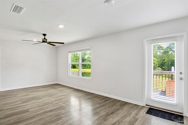 Photo - 7024 Tepin Ct