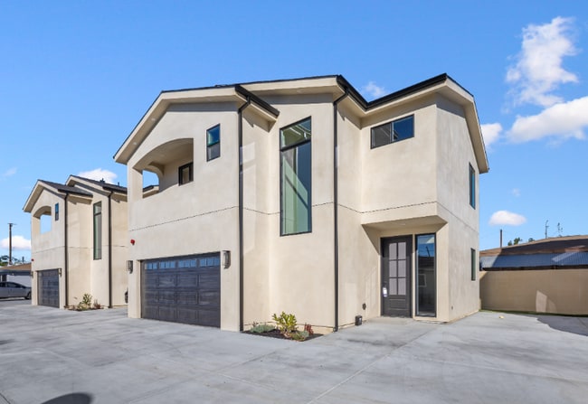 Photo - 6914 Walker Ave