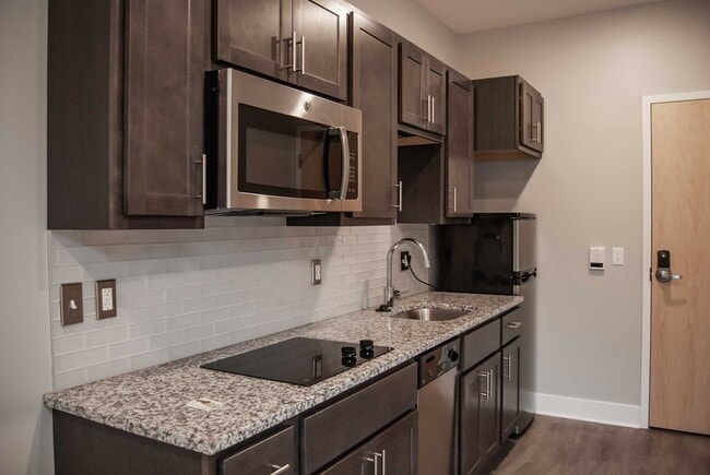 Photo - Fulton Square