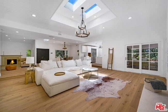 Photo - 4370 Park Milano Park