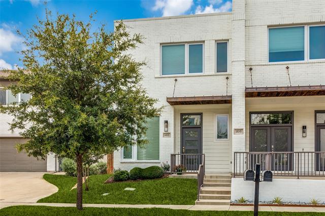 Photo - 402 Templeton Dr