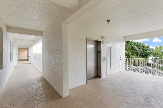 Photo - 11041 Gulf Reflections Drive Unidad 306