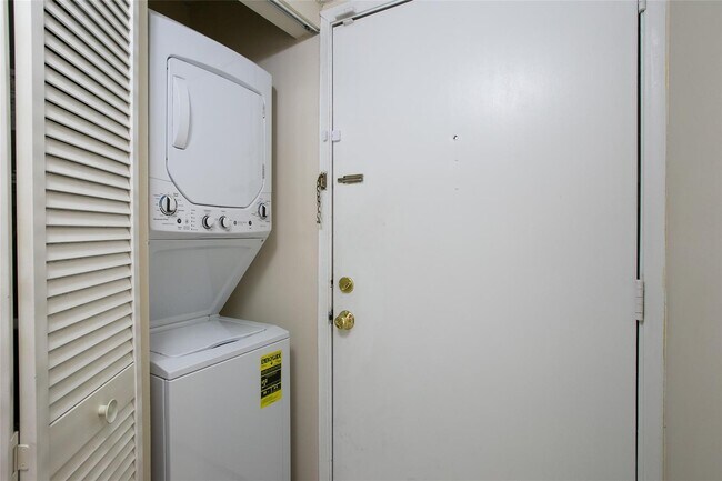 Photo - 127 NW 93rd Ave Condo Unit 206