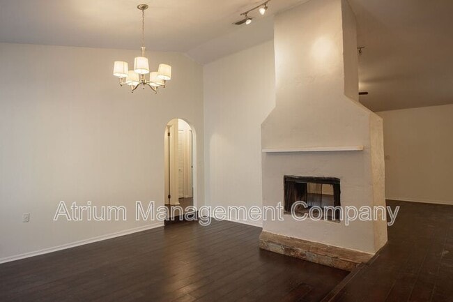 Photo - 1321 Myrtle Dr