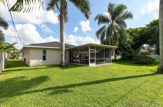 Photo - 552 105th Ave N