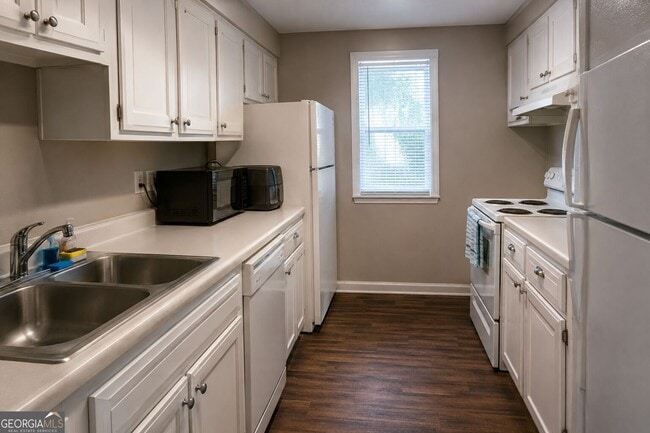 Photo - 3168 Nectarine Cir