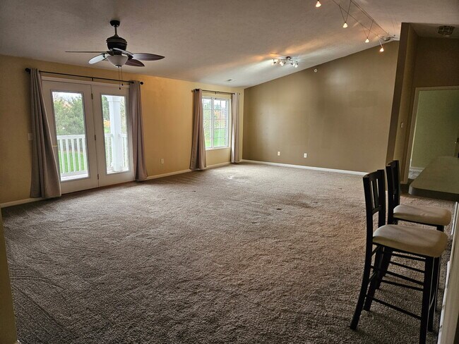 Photo - 2275 Pinnacle Ct Unit 309