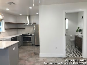 Photo - 423 W Woodlawn Ave