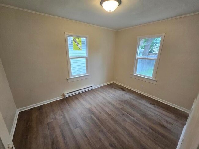 Photo - 1327 N Chester Ave
