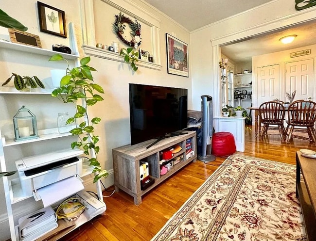 Building Photo - 223 Summer St Rental