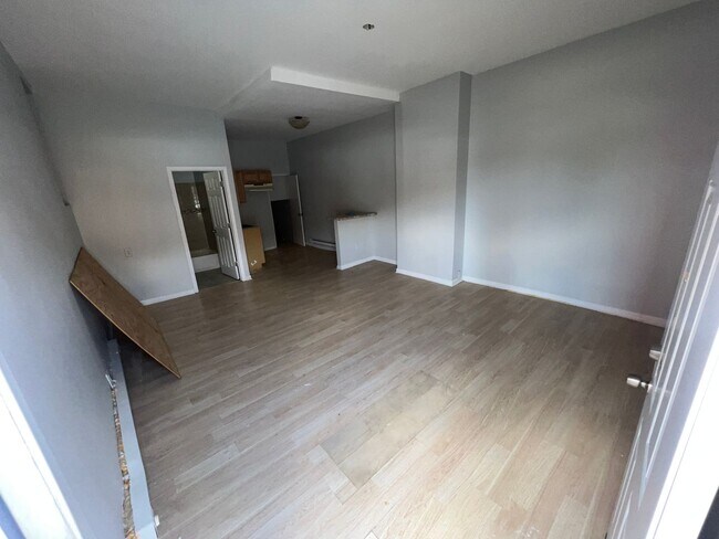 Photo - 5818 Vine Street Unit 1F