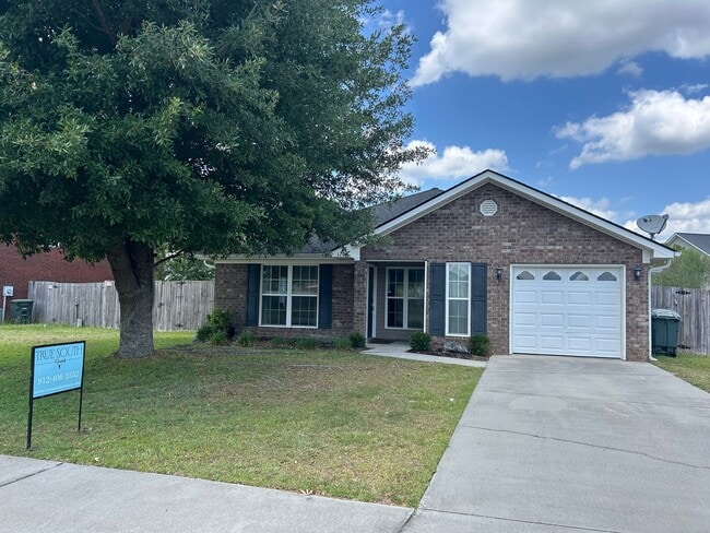 Photo - 120 Grandview Dr
