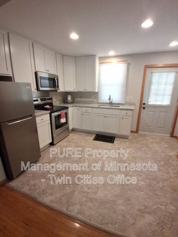 Photo - 550 Ashland Ave Unit Apt 3