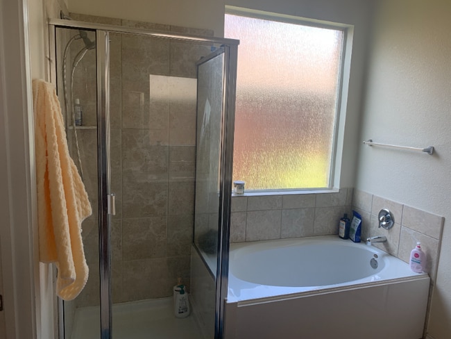 Photo - 5900 Zachary Scott St