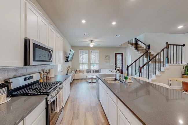 Photo - 7524 Redondo Dr