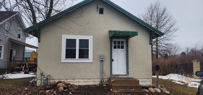 Building Photo - 1 bed 1bath home