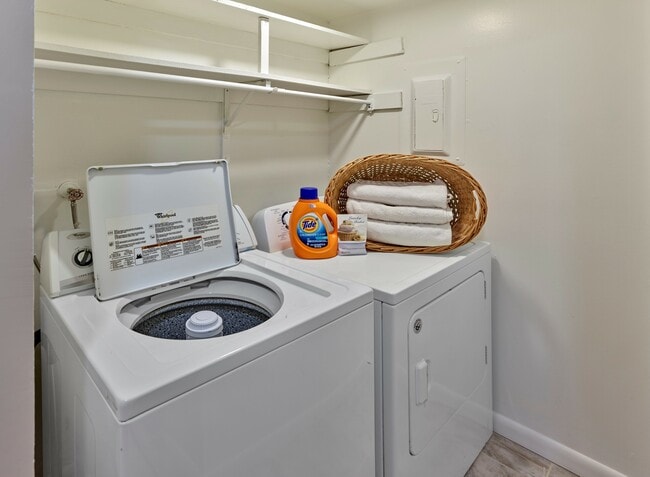 Enjoy the convenience of an in-unit washer and dryer at Haynes Run Apartments, located in the heart of Medford, NJ.