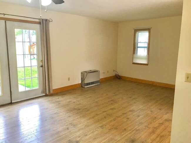Photo - 4001 S Russell St Unit Apt 1