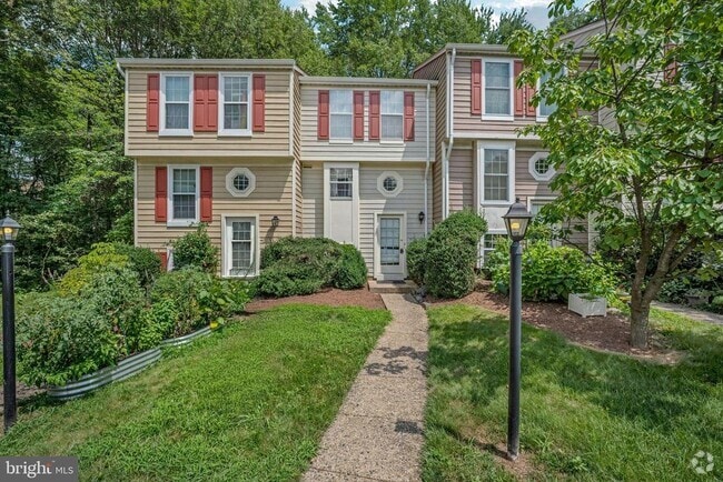 Building Photo - 1613 Fieldthorn Dr Rental