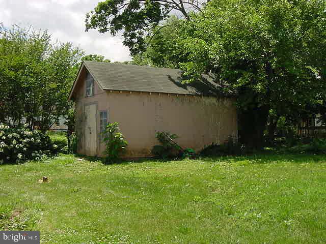 Photo - 215 Blue Ridge Ave