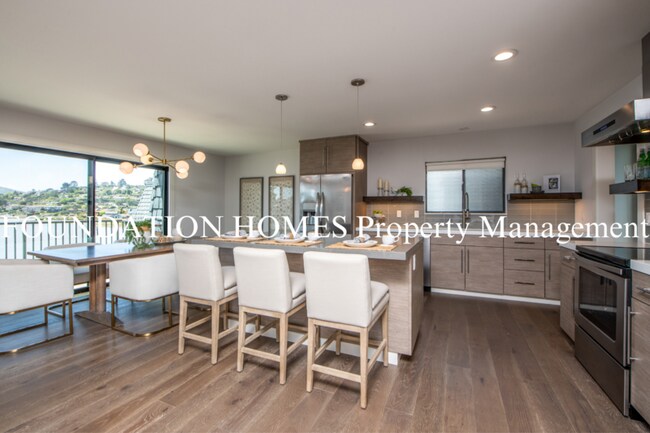 Photo - 6 Greenwood Cove Dr Unidad #E