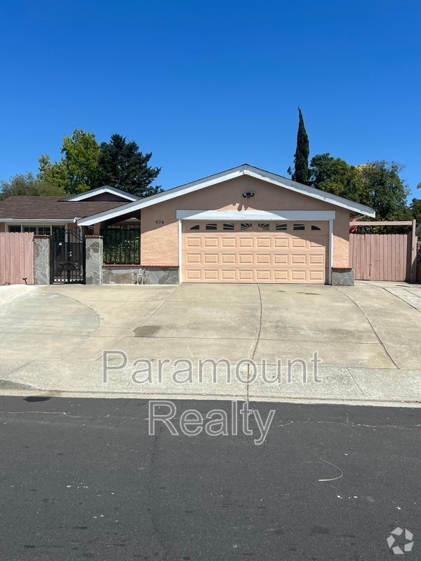 Building Photo - 974 Coral Dr Rental