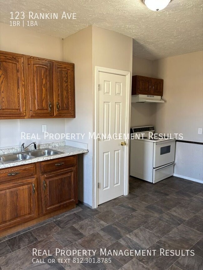 Photo - 123 Rankin Ave