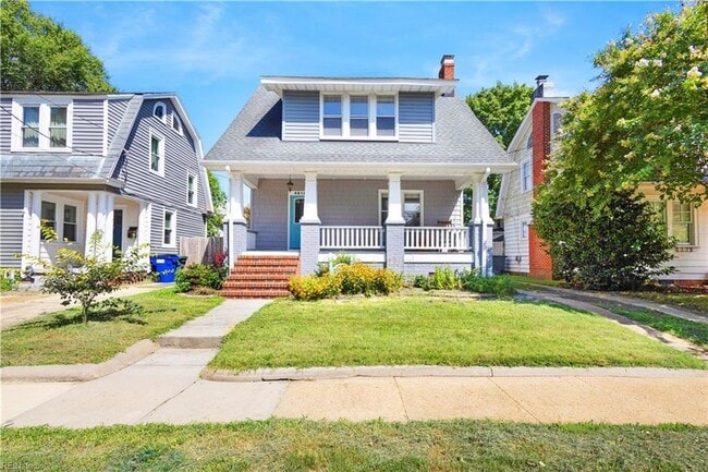 Building Photo - 4610 Newport Ave Rental