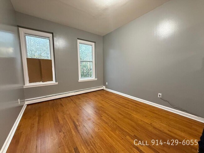 Photo - 95 Elliott Ave