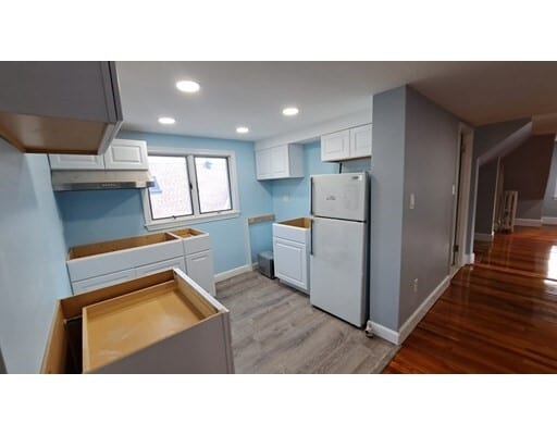Building Photo - 46 Clewley Rd Unit 3