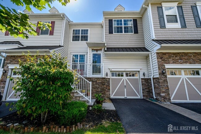 Photo - 47 Nelson Dr Townhome