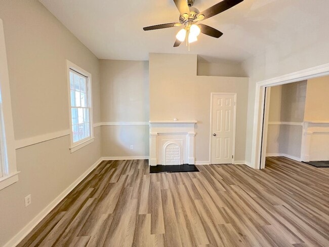 Photo - 3 BED | 2 BATH | VICTORIAN DISTRICT | PRIVATE BACK PATIO