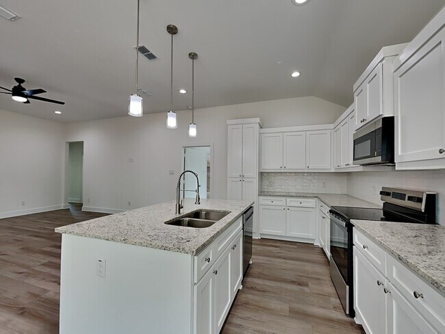 Photo - 2754 Scotland Dr