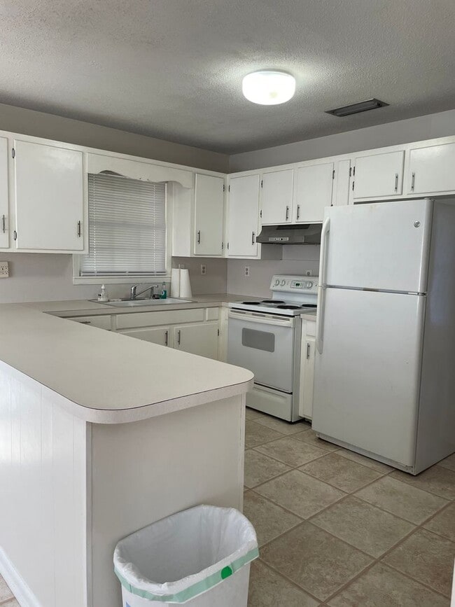 Photo - Charming Winter-Ready Home – Yours for $1,825/mo