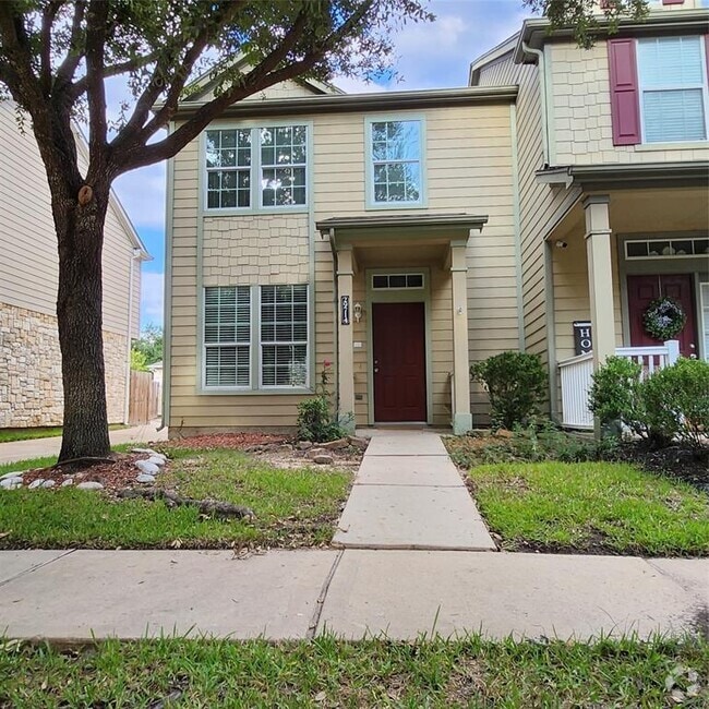 Building Photo - 29714 Parliament Hills Dr Rental