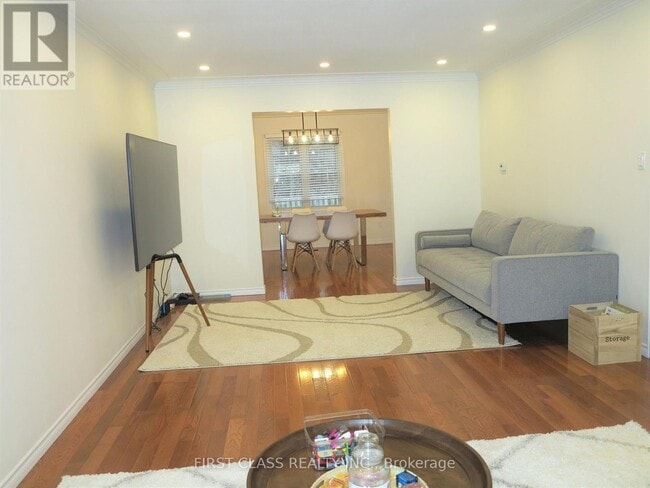 Photo - 4 Meridene Crescent E