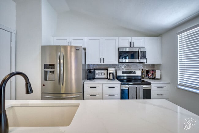 Photo - 6709 35th Ave W Unidad ID1346494P