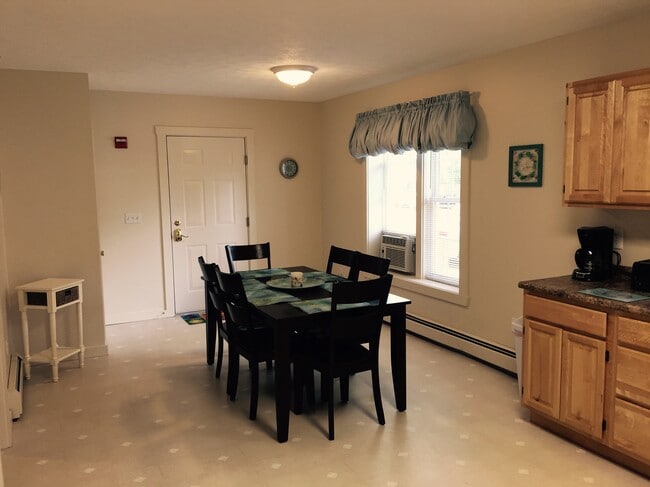 Photo - 101 Union Ave Unidad B