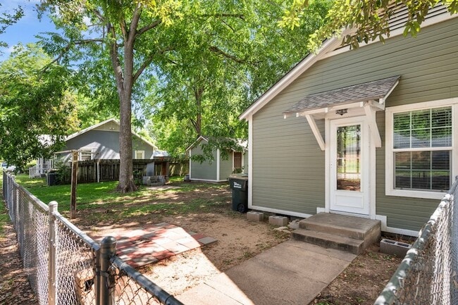 Photo - 1036 Jackson St