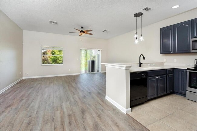 Photo - 11939 Great Commission Way